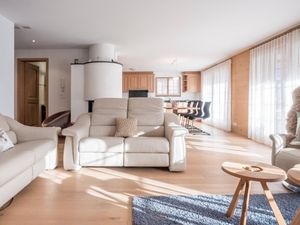 23939800-Ferienhaus-6-Grindelwald-300x225-2