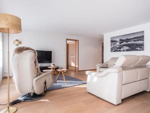 23939800-Ferienhaus-6-Grindelwald-300x225-3