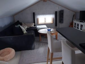 23580332-Ferienhaus-7-Grisslehamn-300x225-1