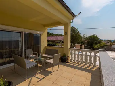 Ferienhaus für 10 Personen (210 m²) in Grizane 6/10