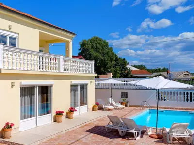 Ferienhaus für 10 Personen (210 m²) in Grizane 7/10