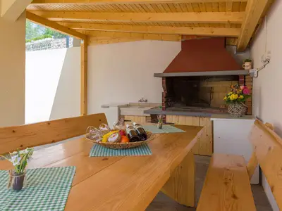 Ferienhaus für 10 Personen (210 m²) in Grizane 3/10