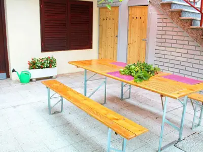 Ferienhaus für 8 Personen (100 m²) in Grizane 3/10