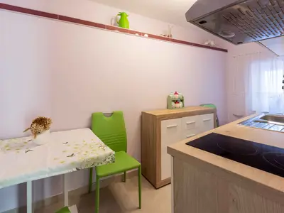 Ferienhaus für 6 Personen (90 m²) in Grizane 4/10