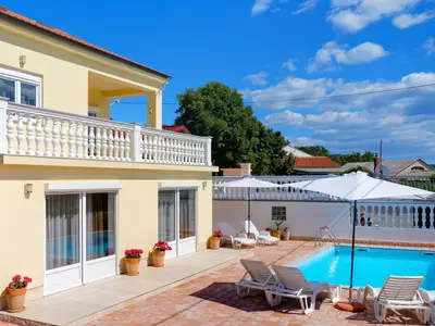 Ferienhaus für 10 Personen (210 m²) in Grizane 4/10