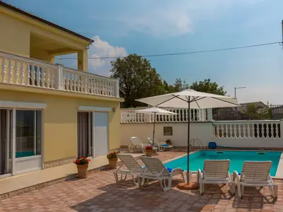 Ferienhaus für 10 Personen (210 m²) in Grizane 8/10