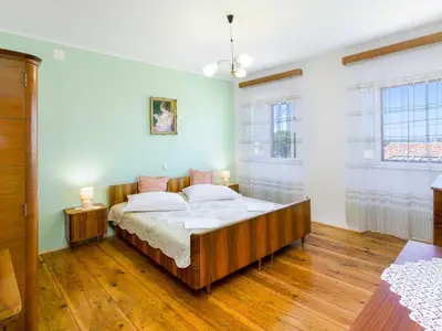 Ferienhaus für 8 Personen (104 m²) in Grizane 10/10