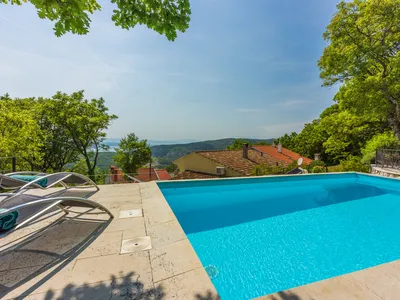 Ferienhaus für 6 Personen (220 m²) in Grizane 4/10