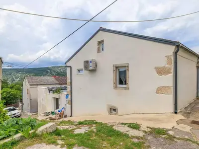 Ferienhaus für 6 Personen (90 m²) in Grizane 8/10