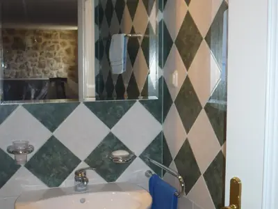 Badezimmer im Erdgeschoss