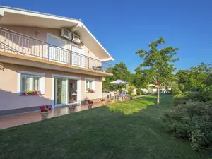 Ferienhaus für 8 Personen (180 m²) in Grizane