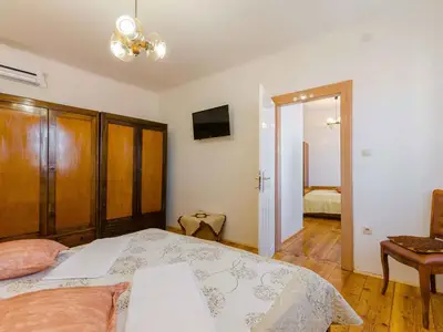 Ferienhaus für 8 Personen (104 m²) in Grizane 5/10
