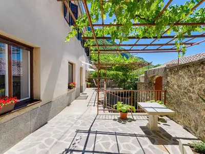 Ferienhaus für 8 Personen (104 m²) in Grizane 8/10