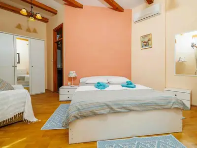 Ferienhaus für 6 Personen (118 m²) in Grizane 9/10