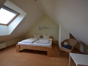 23352609-Ferienhaus-6-Grömitz-300x225-3