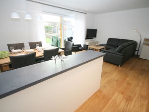 23883386-Ferienhaus-6-Grömitz-300x225-1