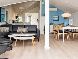 23700617-Ferienhaus-6-Grønninghoved Strand-300x225-2