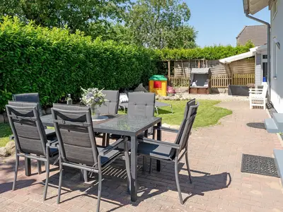Ferienhaus für 6 Personen (117 m²) in Lenste 3/10