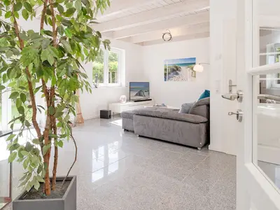 Ferienhaus für 6 Personen (117 m²) in Lenste 9/10