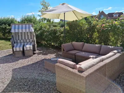 Terrasse. Lounge trifft Strandkorb