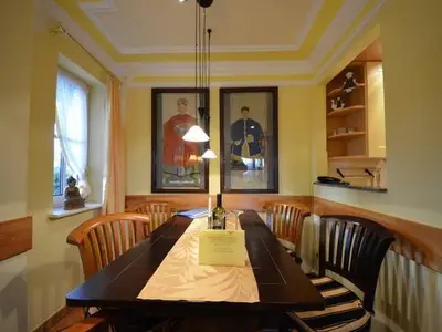 17b "Sturmhaube" Wohnzimmer