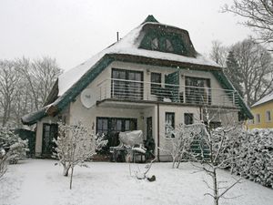 23841405-Ferienhaus-8-Groß Zicker-300x225-2