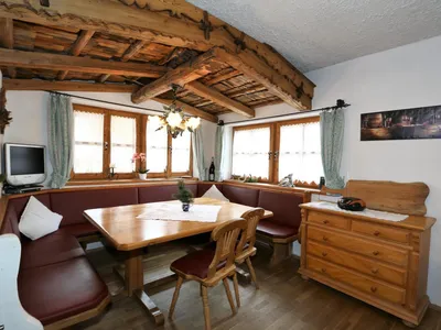 DiningRoom DiningRoom