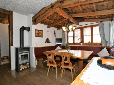 DiningRoom DiningRoom