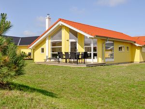 23961364-Ferienhaus-8-Großenbrode-300x225-0