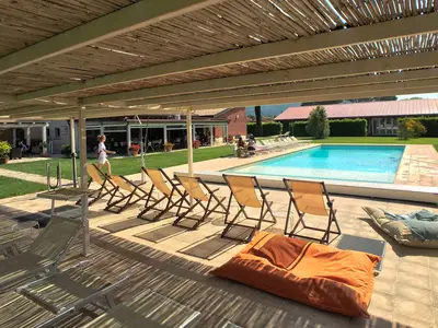 PoolOfHouse