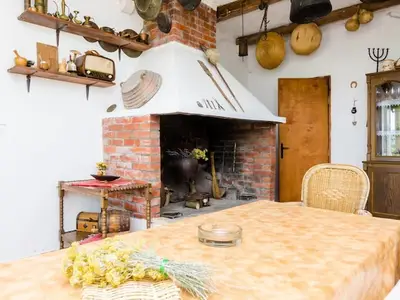 DiningRoom