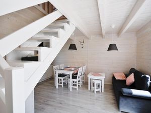 23913542-Ferienhaus-6-Grzybowo-300x225-3