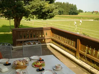 Frühstück auf der Terrasse
