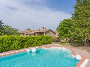 Ferienhaus für 12 Personen (400 m²) in Gubbio