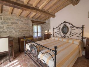 23849743-Ferienhaus-12-Gubbio-300x225-3