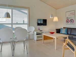 22397575-Ferienhaus-6-Gudhjem-300x225-3