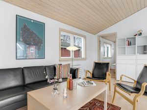 23749277-Ferienhaus-6-Gudhjem-300x225-3