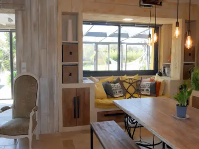 DiningRoom