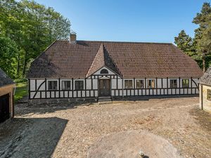 23746664-Ferienhaus-6-Haarby-300x225-1