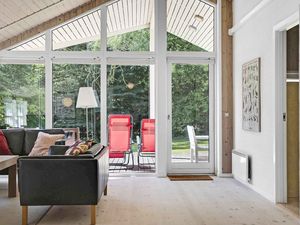 24056470-Ferienhaus-8-Haarby-300x225-2