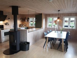 23582510-Ferienhaus-6-Hadsund-300x225-2