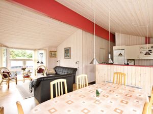 18088186-Ferienhaus-8-Hadsund-300x225-4