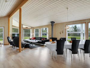 23723630-Ferienhaus-8-Hadsund-300x225-3