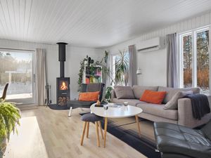 24002058-Ferienhaus-5-Hadsund-300x225-2