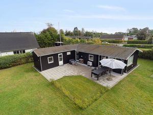 24056720-Ferienhaus-6-Hadsund-300x225-1