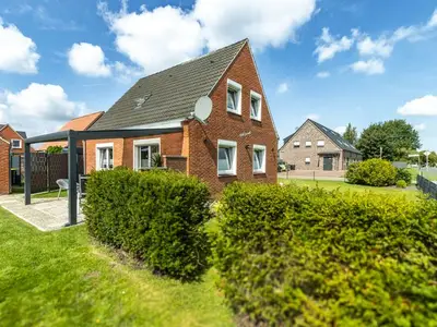 Ferienhaus für 6 Personen (84 m²) in Hage 1/10