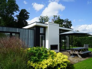 23973862-Ferienhaus-6-Halfweg-300x225-0