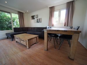 23987587-Ferienhaus-4-Halfweg-300x225-3