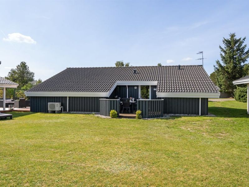 23584159-Ferienhaus-5-Hals-800x600-0