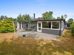 23864253-Ferienhaus-6-Hals-300x225-2